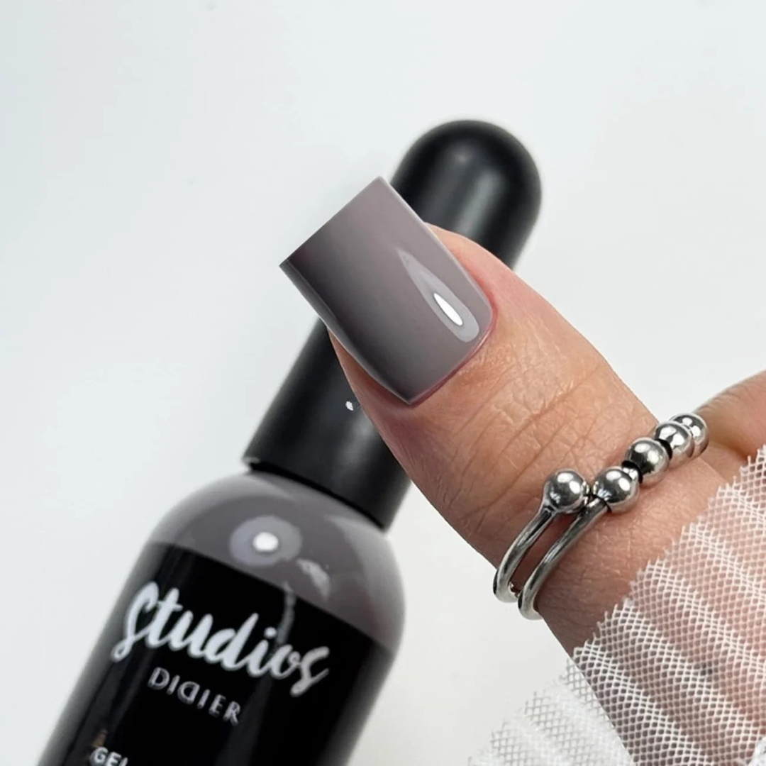Studios Didier, хибриден гел лак , "Cozy Mocha", 8ml